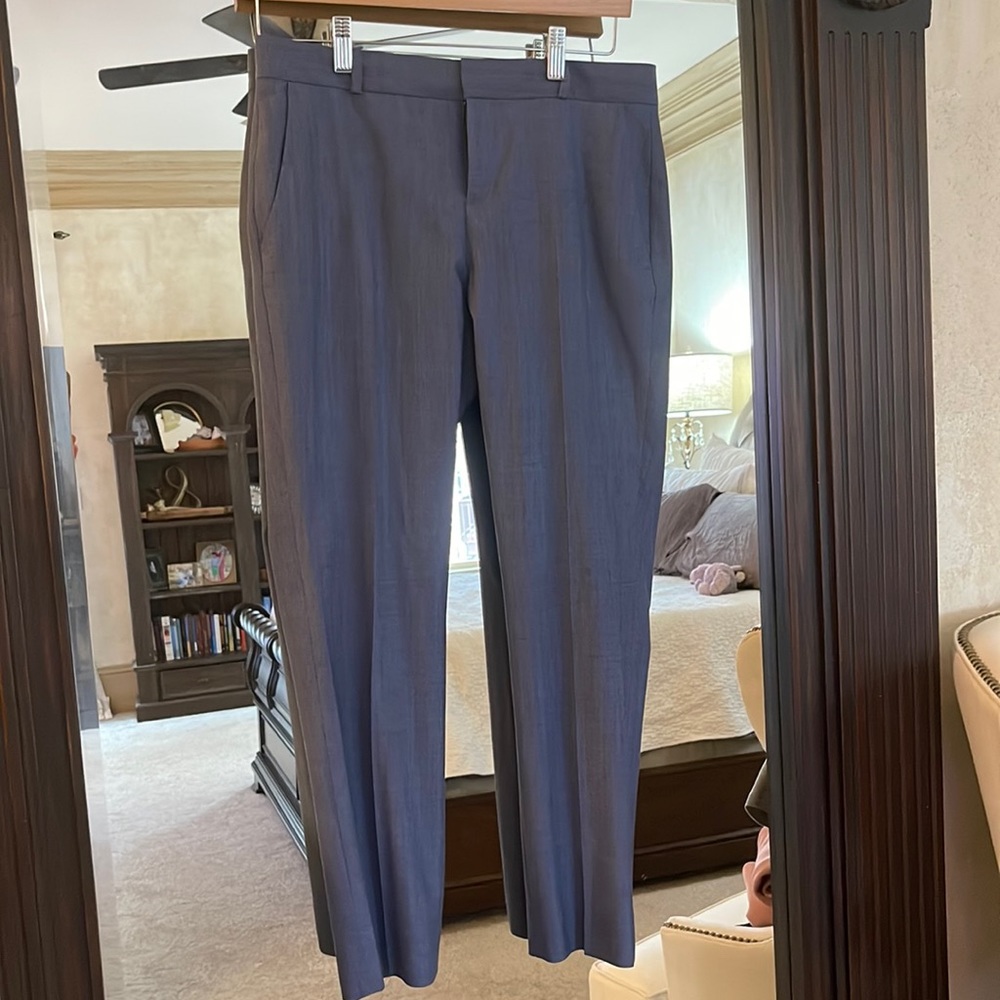 Banana Republic dress pants size 2 lined. Fit 5’4”-5’5” great. Like new.